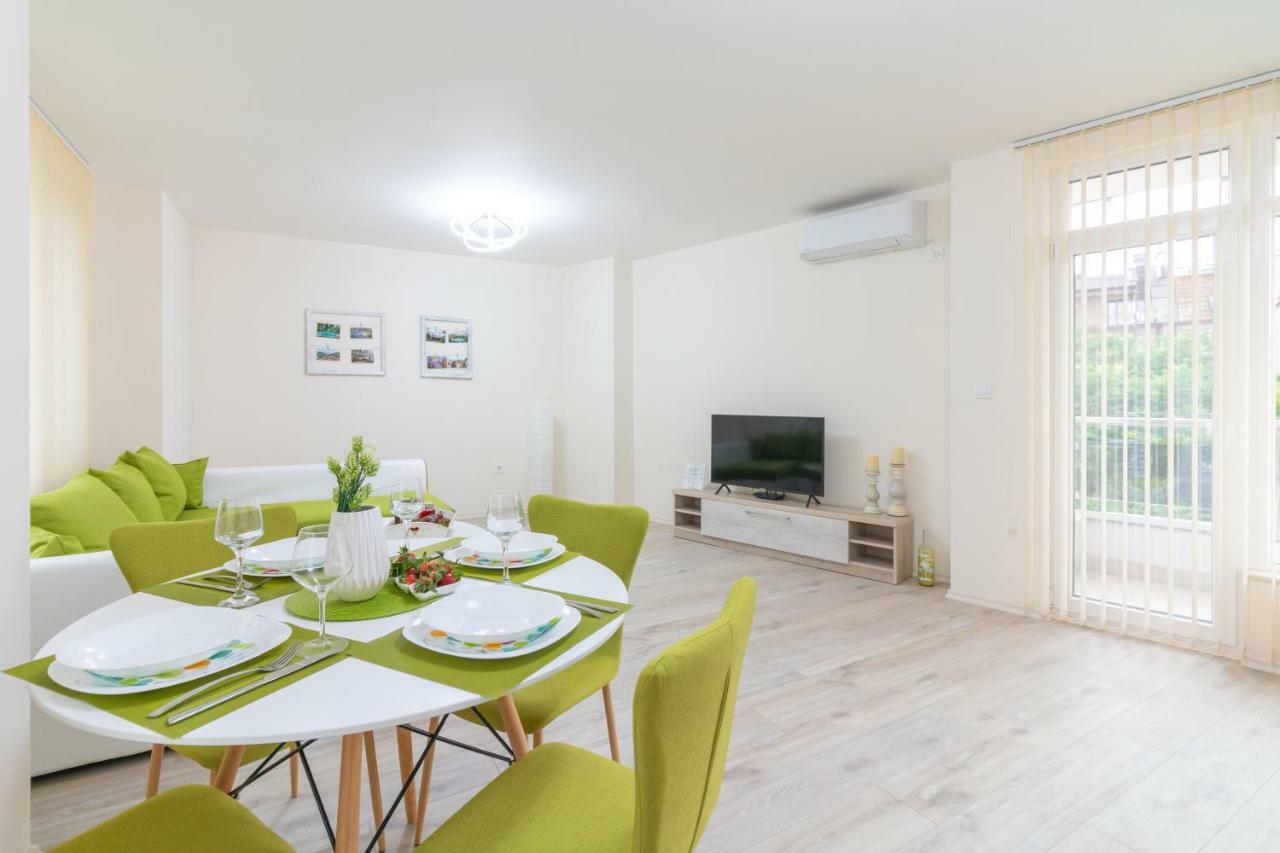 פלובדיב Domus Apartments Grand מראה חיצוני תמונה