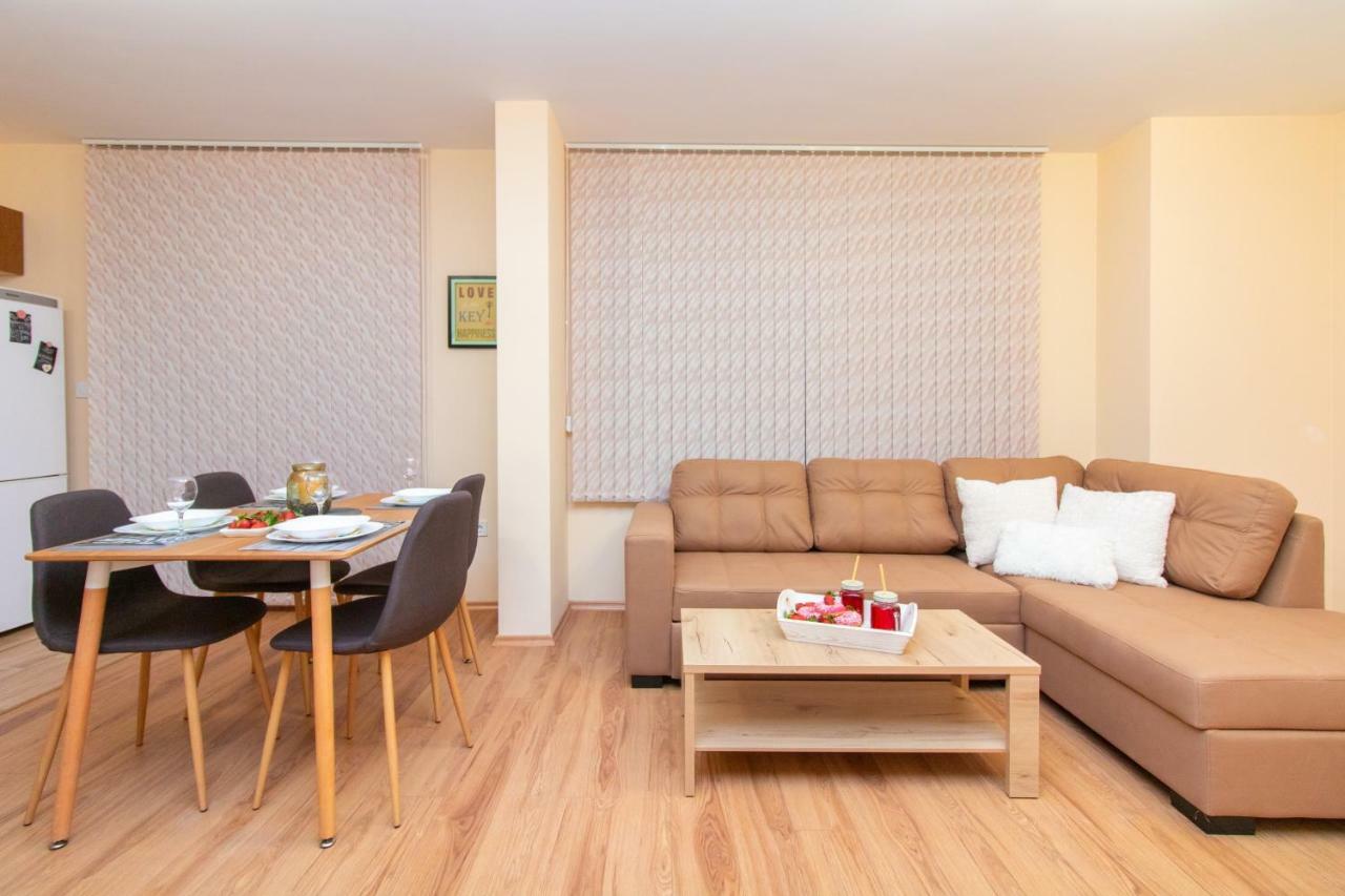 פלובדיב Domus Apartments Grand מראה חיצוני תמונה